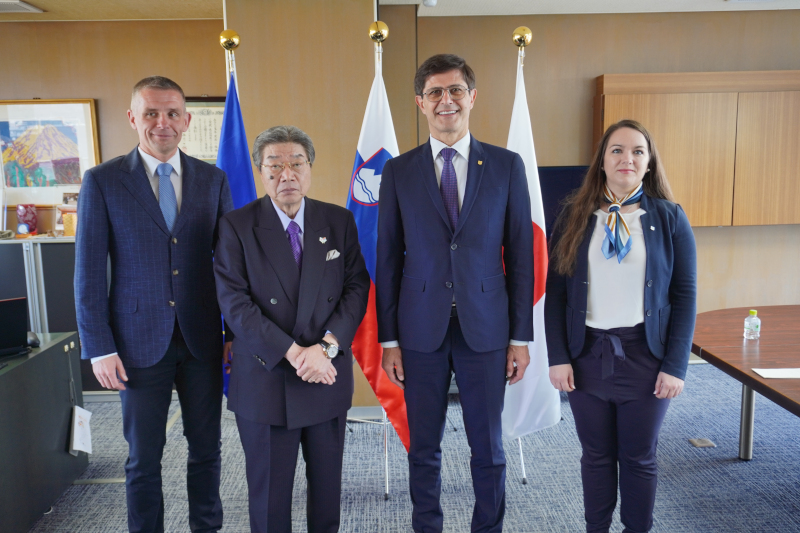 スロベニア・クラン市長ご一行様来社
